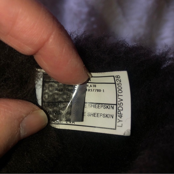 UGG Short II dark brown sz 6 - Picture 6 of 9